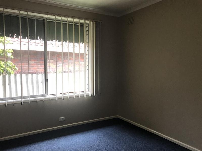 1/40 Ambleside Crescent, Berwick VIC 3806