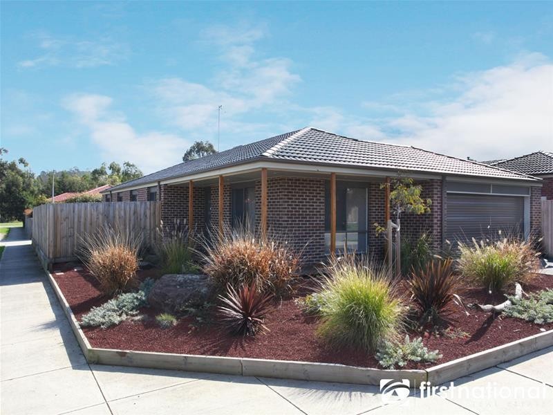 1 Swamp Gum Close, Pakenham VIC 3810