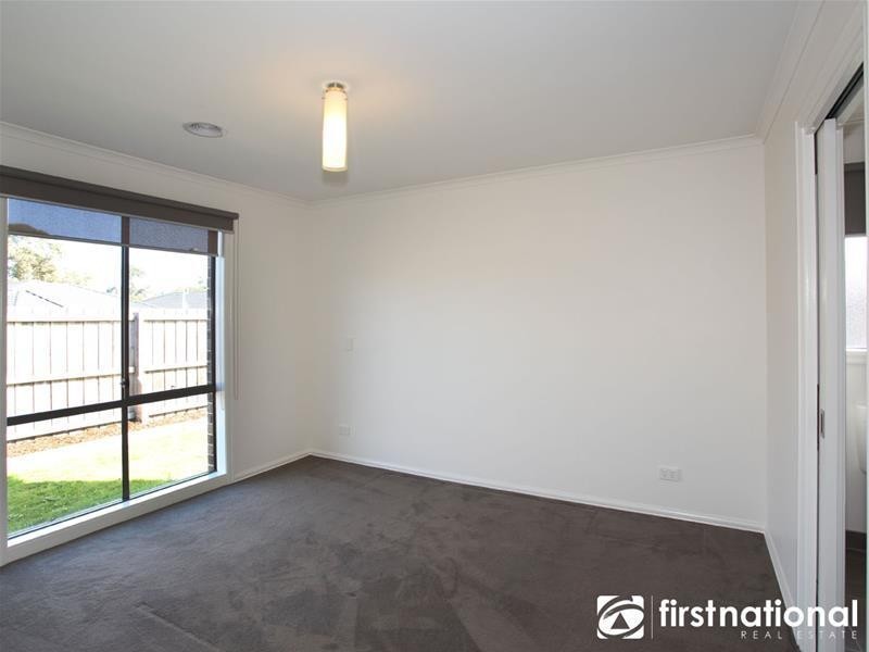 1 Swamp Gum Close, Pakenham VIC 3810