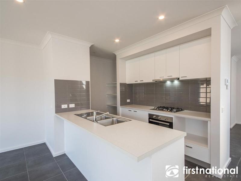 42 (Lot 519) Renam Street, Pakenham VIC 3810