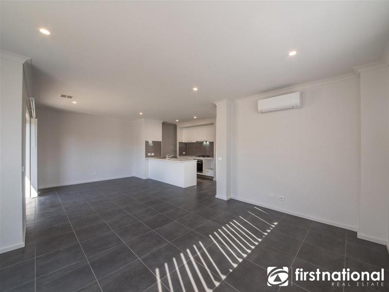 42 (Lot 519) Renam Street, Pakenham VIC 3810