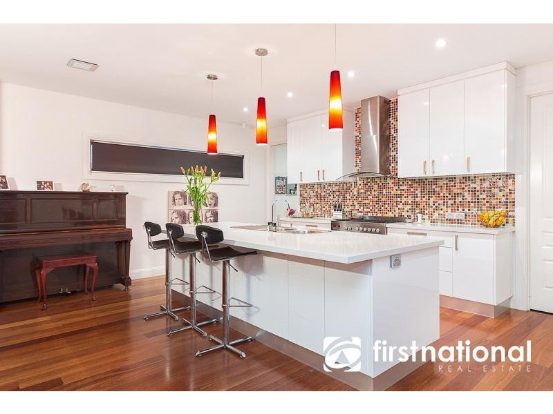 55 Henry Lawson Drive, Pakenham VIC 3810