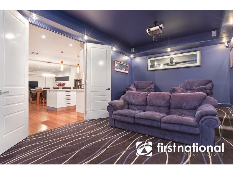 55 Henry Lawson Drive, Pakenham VIC 3810