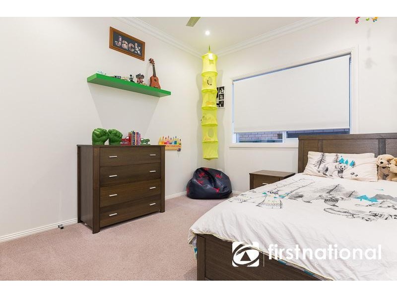 55 Henry Lawson Drive, Pakenham VIC 3810