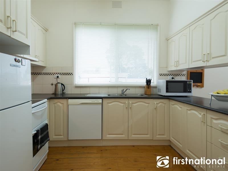 16 Pearson Street, Bunyip VIC 3815