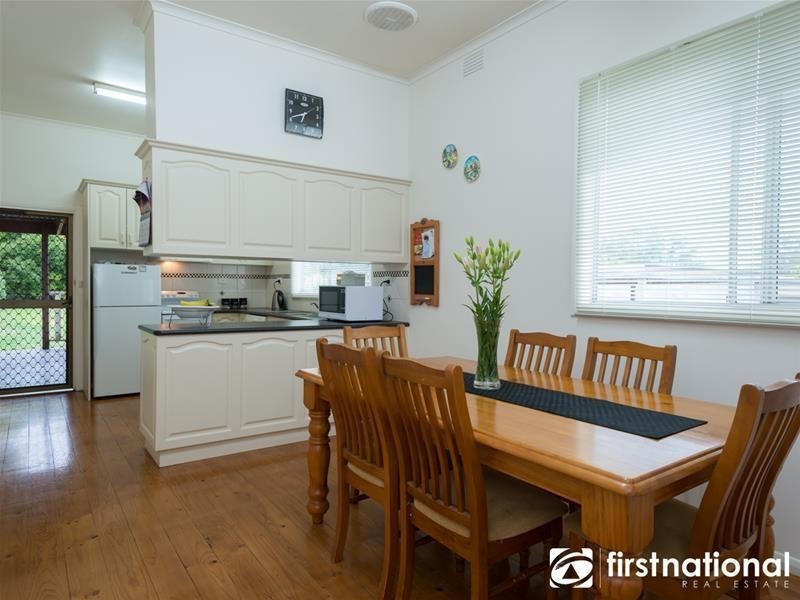 16 Pearson Street, Bunyip VIC 3815