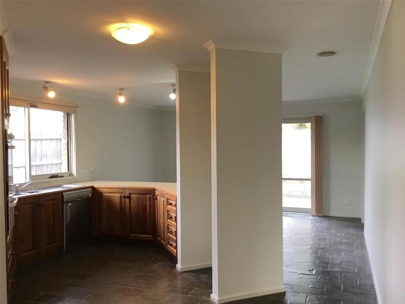 10 Abelia Rise, Narre Warren VIC 3805