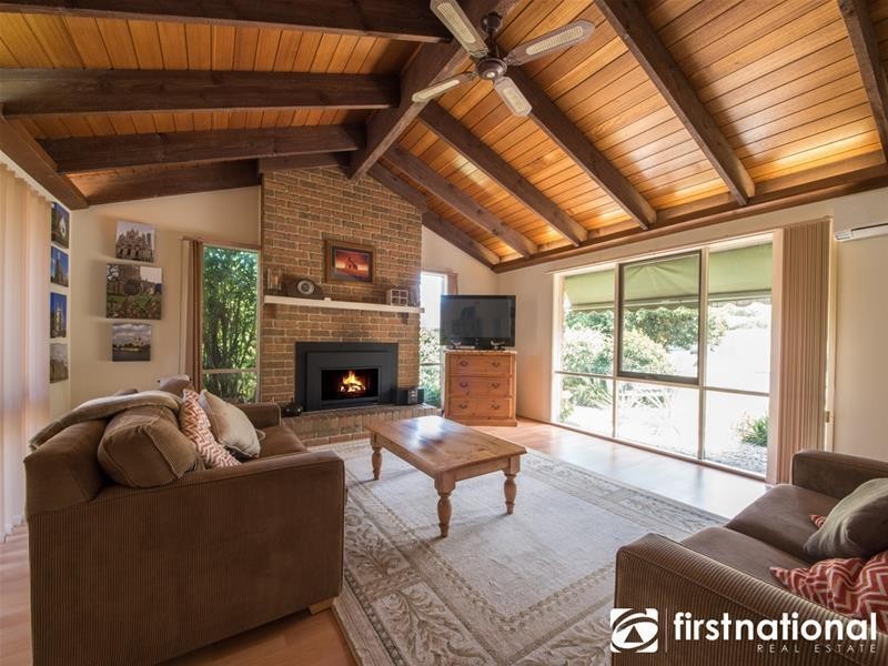 13 Jessica Mews, Berwick VIC 3806