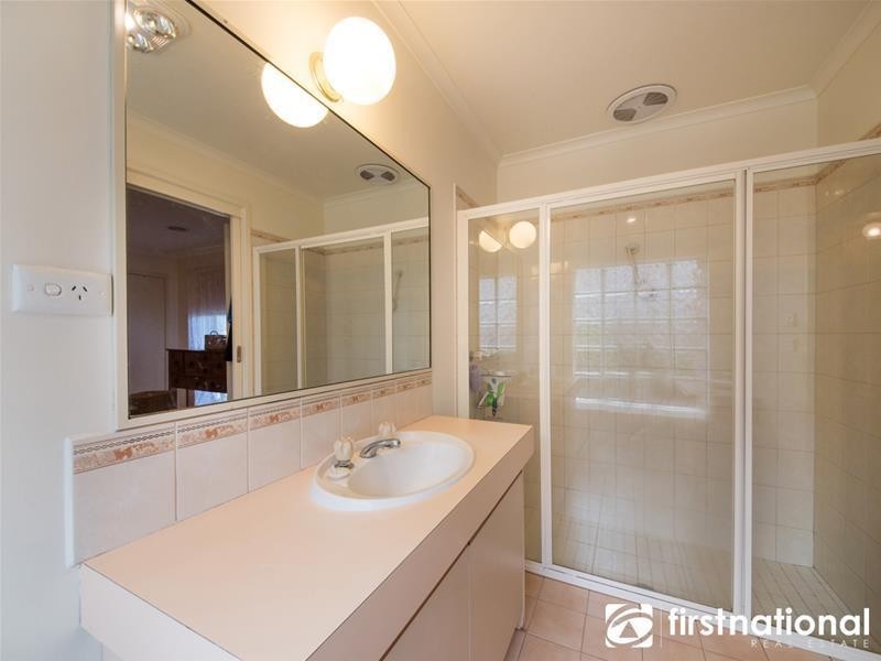 13 Jessica Mews, Berwick VIC 3806