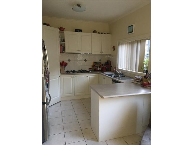 1/14 Glenn Erin Way, Berwick VIC 3806