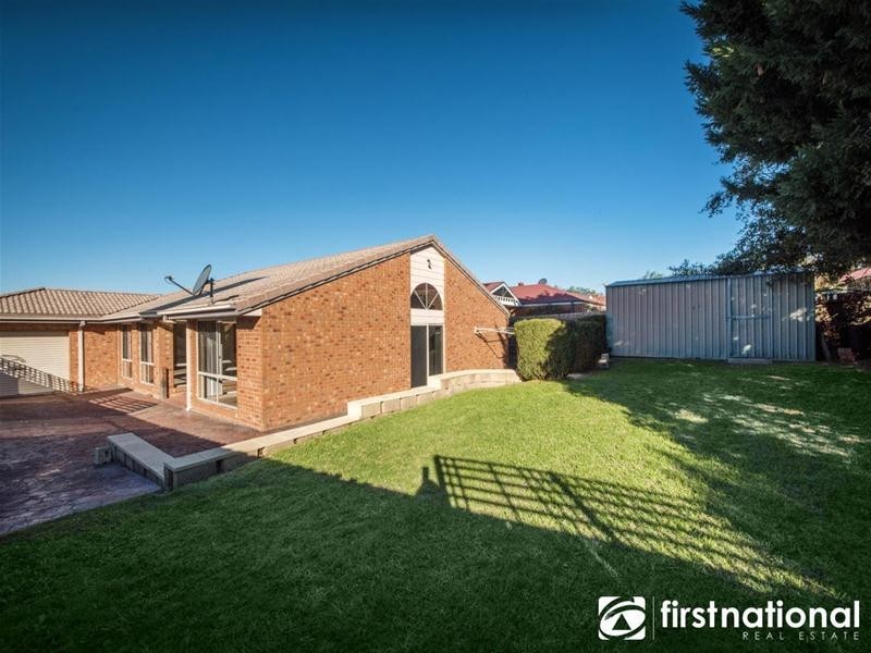 25 Jarryd Crescent, Berwick VIC 3806