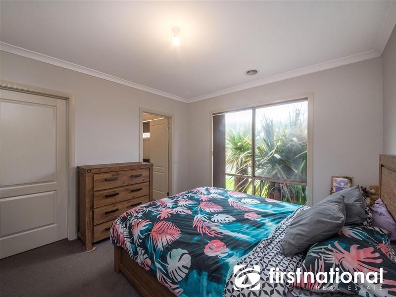 1A Savage Street, Pakenham VIC 3810