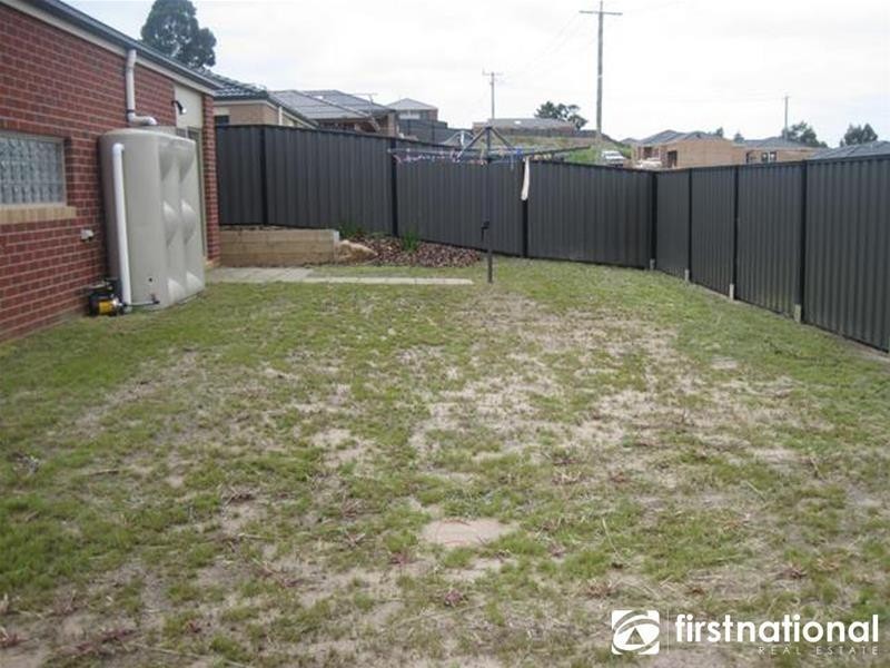 34 Windermere Boulevard, Pakenham VIC 3810
