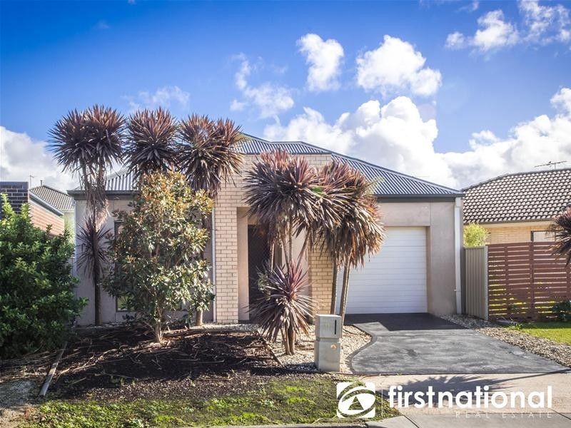 11 Portland Road, Pakenham VIC 3810