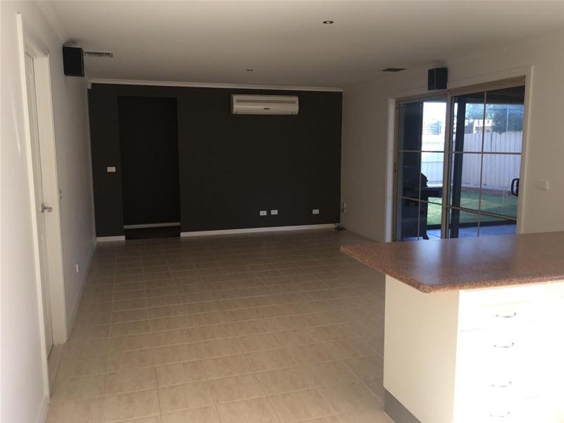 14 Hampton Court, Beaconsfield VIC 3807