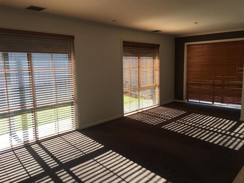 14 Hampton Court, Beaconsfield VIC 3807