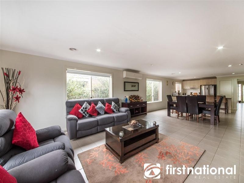 6 Turnbridge Road, Officer VIC 3809