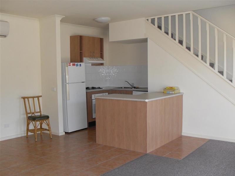 15/52-54 Shinners Avenue, Berwick VIC 3806