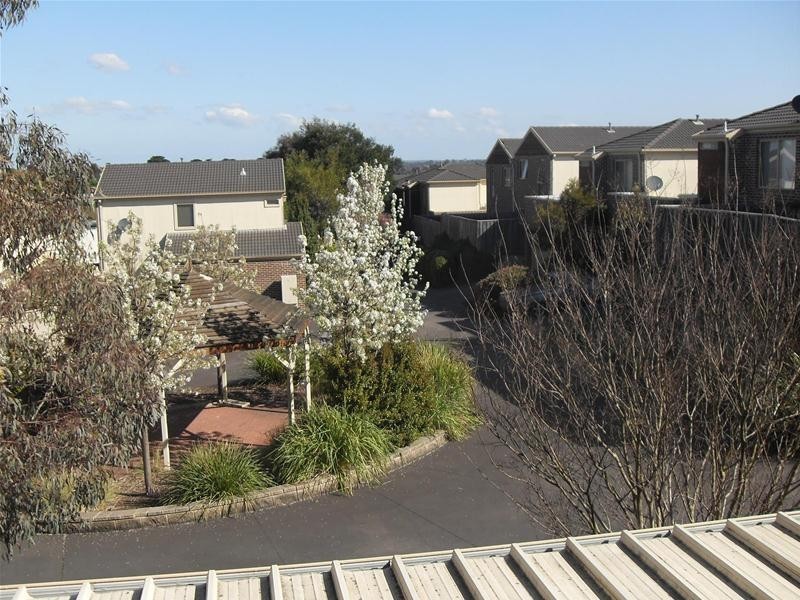 15/52-54 Shinners Avenue, Berwick VIC 3806