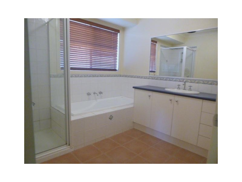 7 Padstow Court, Narre Warren South VIC 3805