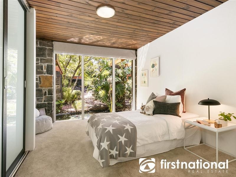 2 Beaumont Road, Berwick VIC 3806