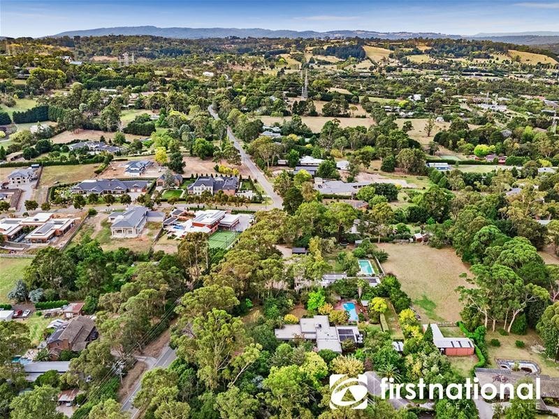 2 Beaumont Road, Berwick VIC 3806