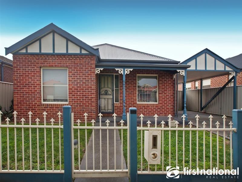 32 Macalister Place, Pakenham VIC 3810