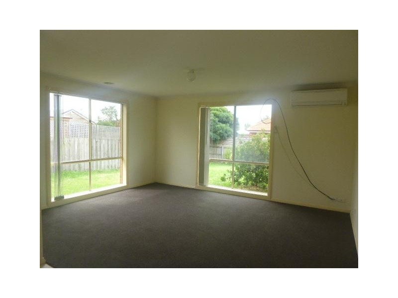 2 Pineview Court, Narre Warren South VIC 3805