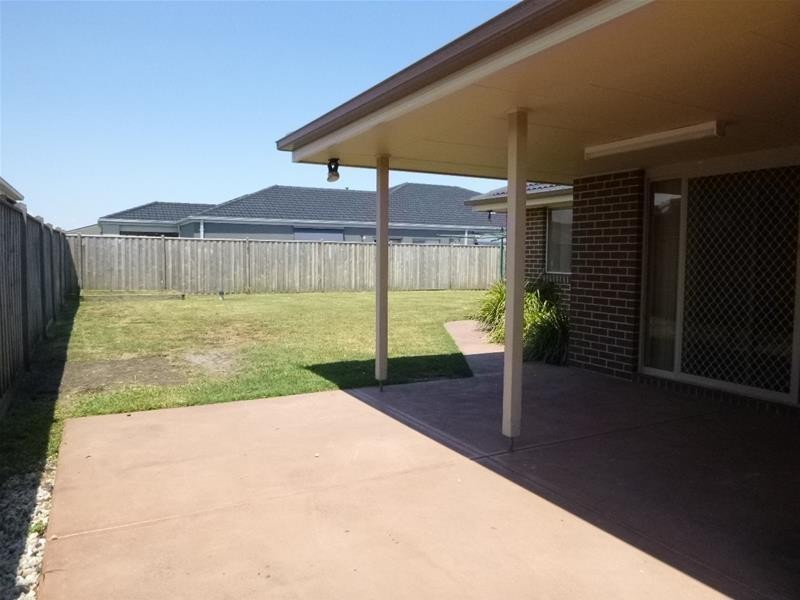 24 McCallum Drive, Cranbourne East VIC 3977