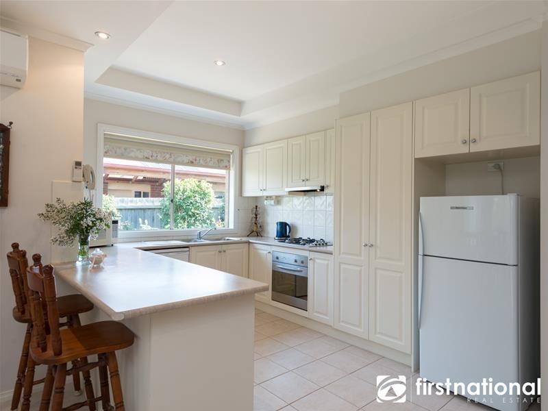 35 John Fisher Drive, Berwick VIC 3806