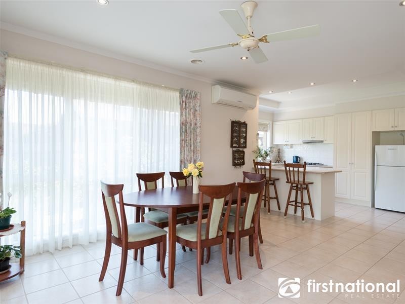 35 John Fisher Drive, Berwick VIC 3806