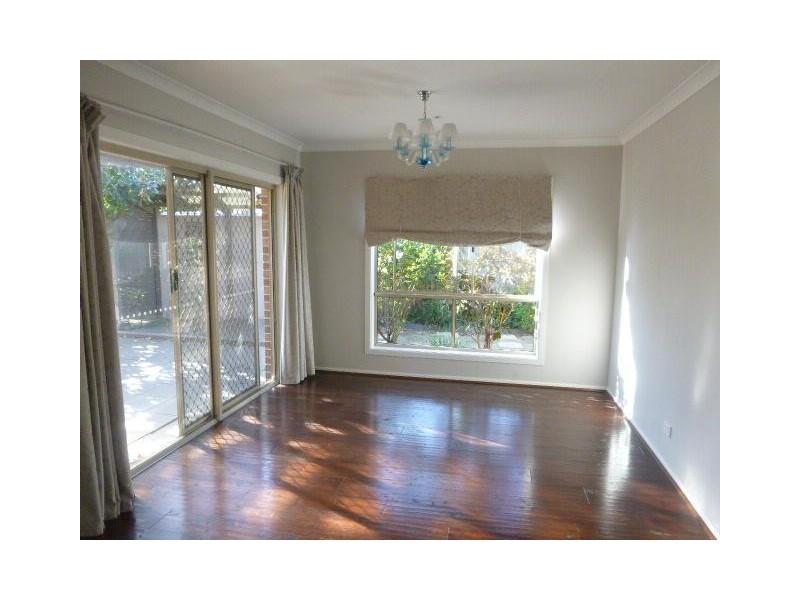 69 Melington Drive, Lyndhurst VIC 3975