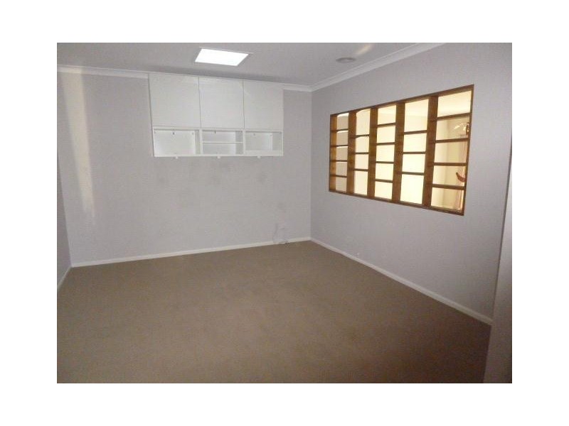 69 Melington Drive, Lyndhurst VIC 3975