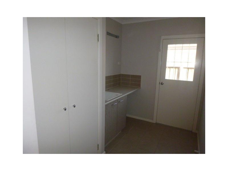 69 Melington Drive, Lyndhurst VIC 3975