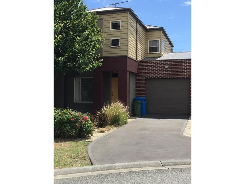 12 Tilbavale Close, Hallam VIC 3803