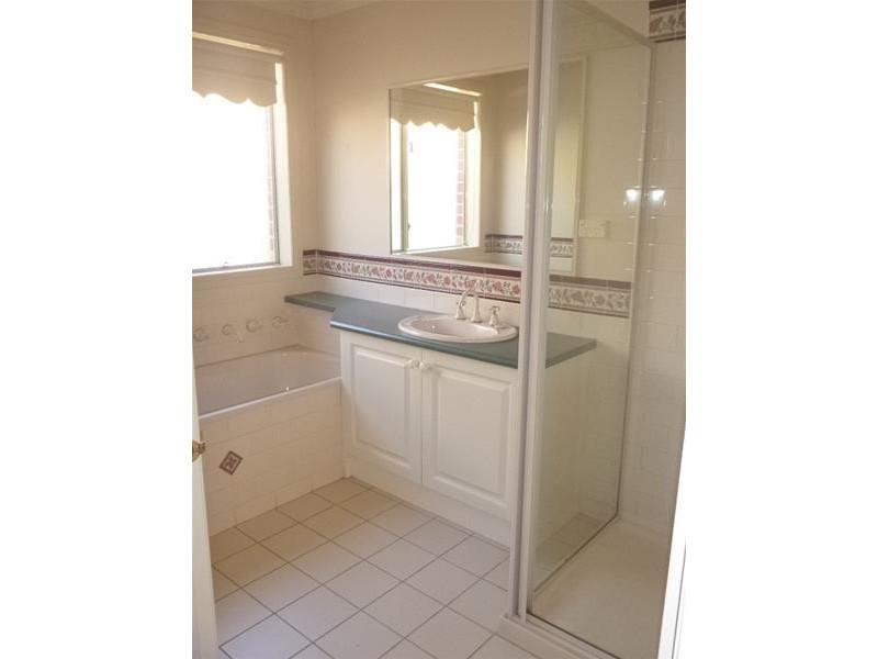 1 Waterville Vista, Cranbourne VIC 3977