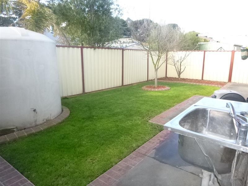 1 Waterville Vista, Cranbourne VIC 3977