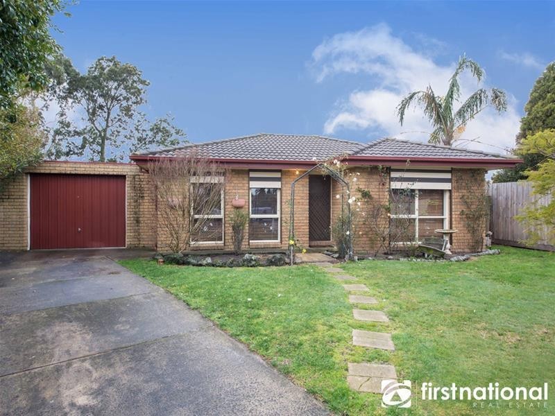 11 Fraser Court, Cranbourne North VIC 3977