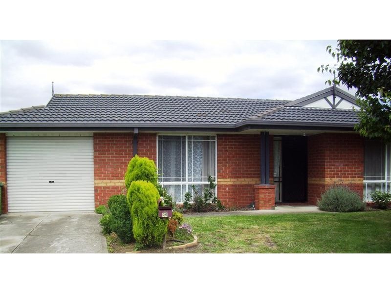 29 Sneddon Drive, Narre Warren South VIC 3805