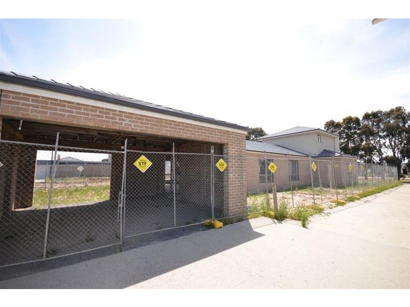 33 Bridge Road, Officer VIC 3809