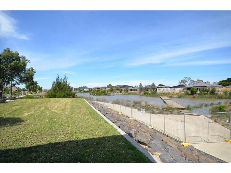 33 Bridge Road, Officer VIC 3809