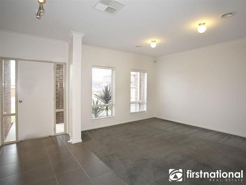 67 Arena Parade, Officer VIC 3809