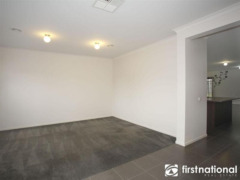 67 Arena Parade, Officer VIC 3809