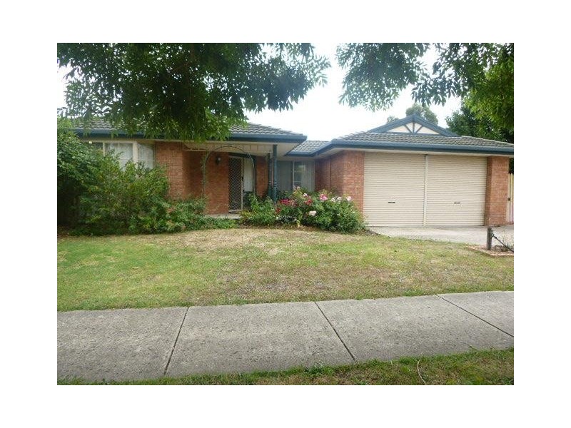 10 Drummer Lane, Narre Warren VIC 3805