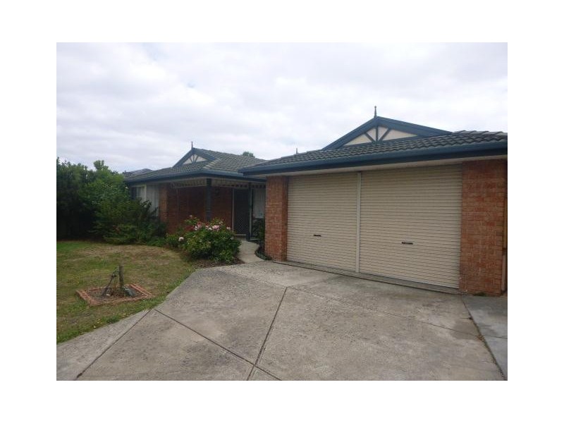 10 Drummer Lane, Narre Warren VIC 3805