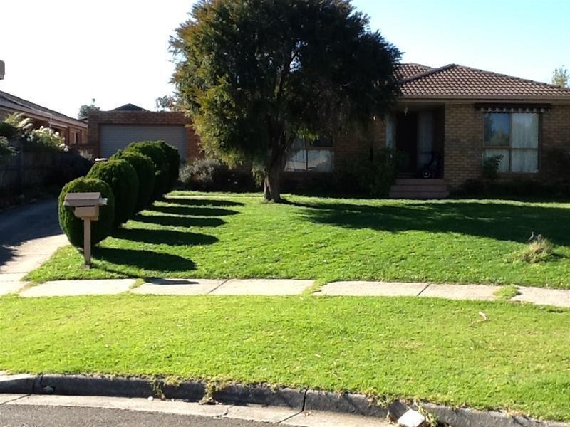 4 Felicity Court, Narre Warren VIC 3805