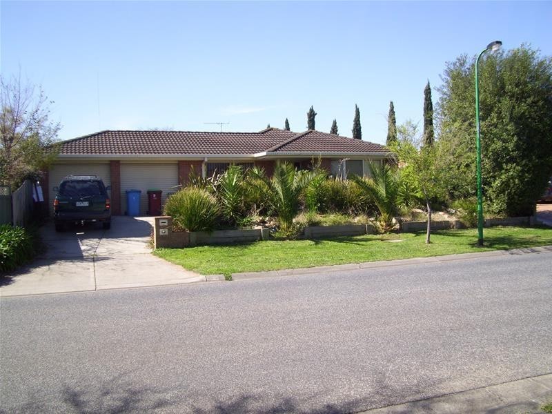 21 Galloway Drive, Narre Warren South VIC 3805