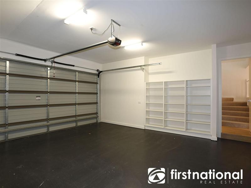 16 Araluen Rise, Narre Warren VIC 3805