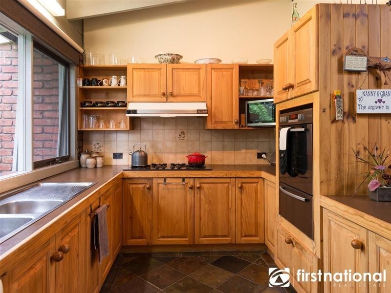 6 Stacey Street, Bunyip VIC 3815