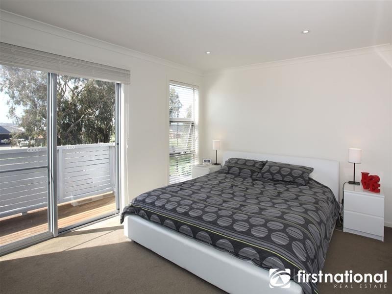 4 Lords Lane, Officer VIC 3809